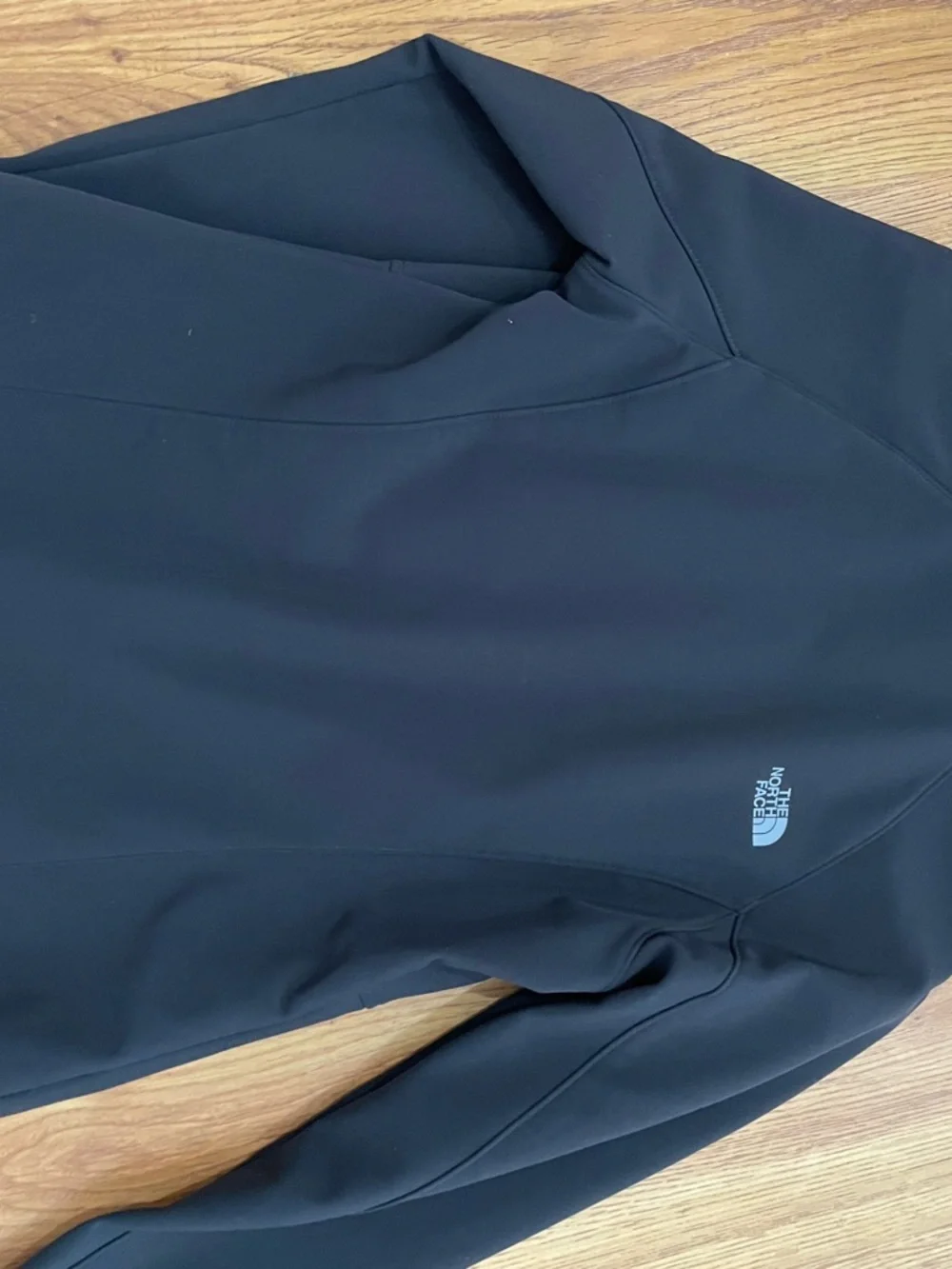 The North Face Women's Black Soft Shell Utility Jacket - Picture 3 of 4